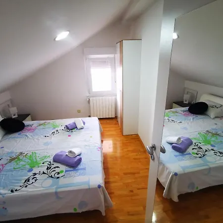 Apartman Filip 2 * Pula