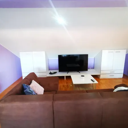 Appartement Filip 2 *